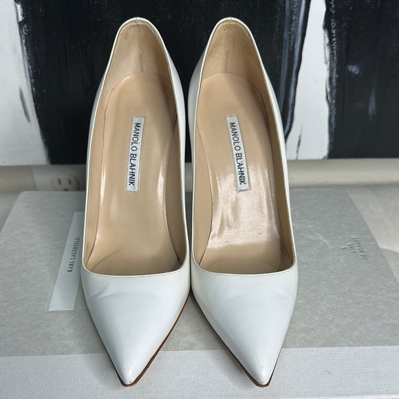Manolo Blahnik White Women's Heels - Picture 1 of 7
